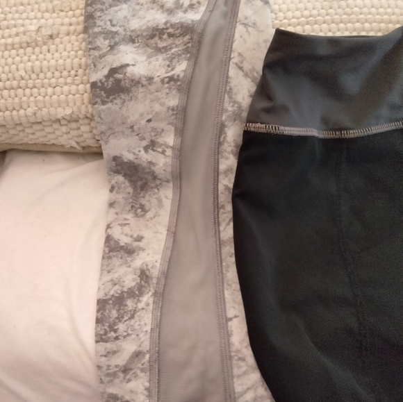 Lululemon leggings and Reebok shorts excellent excellent condition - Picture 5 of 9